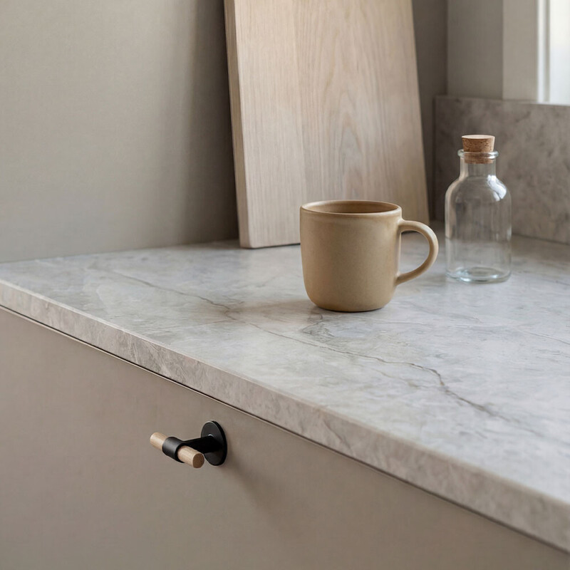 T-Nuppi Uniform - Tammi/Mattamusta