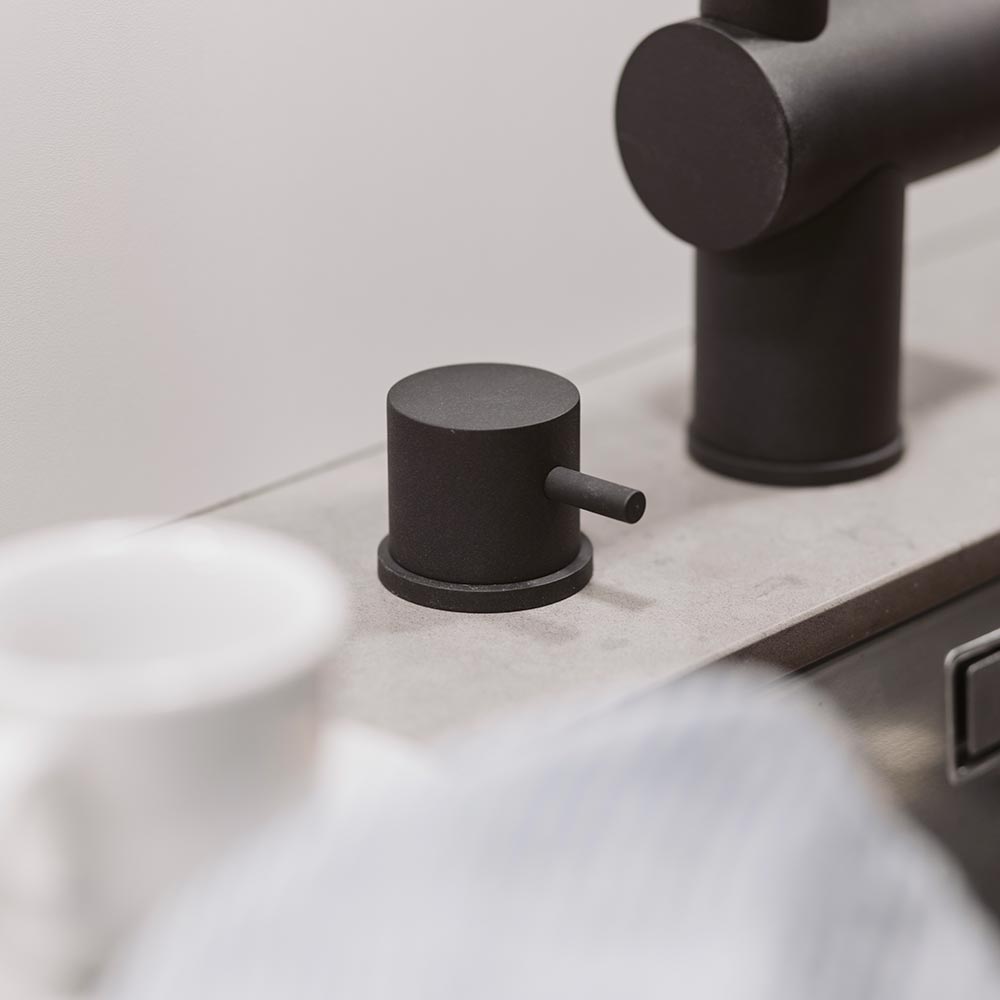 Astianpesukoneen sulkuventtiili - Silgranit Musta