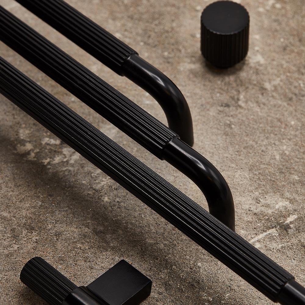 Vedin Helix Stripe/Tarjotin - Mattamusta