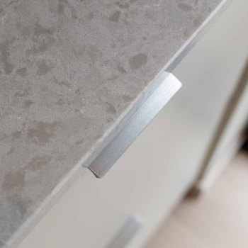 Profiilivedin Edge Straight - 100mm - Ruostumaton Terässävy