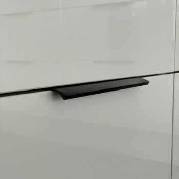 Profiilivedin Edge Straight - 100mm - Harjattu Musta