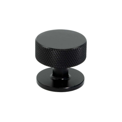 Nuppivedin Crest - 32mm - Matta Musta ryhmässä Nupit / Väri/Materiaali / Musta @ Beslag Online (309140-11)
