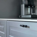 T-Nuppi Helix Stripe - Matta Musta