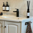 Pyyhekoukku Base 210 3-koukku - Kromi