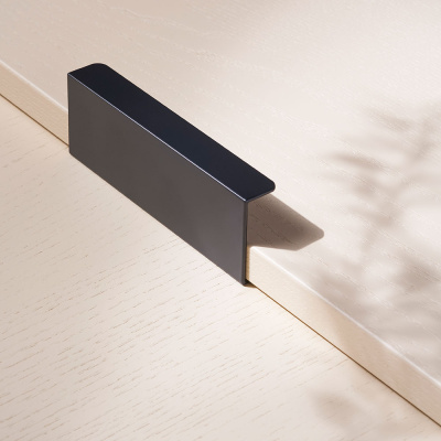 Toniton Hide Vedin - Musta ryhmässä Vetimet / Näytä kaikki kahvat / Toniton x Beslag Design @ Beslag Online (toniton-hide-black)
